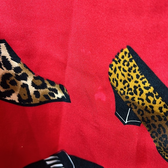 Sold - Picture 4 of 6